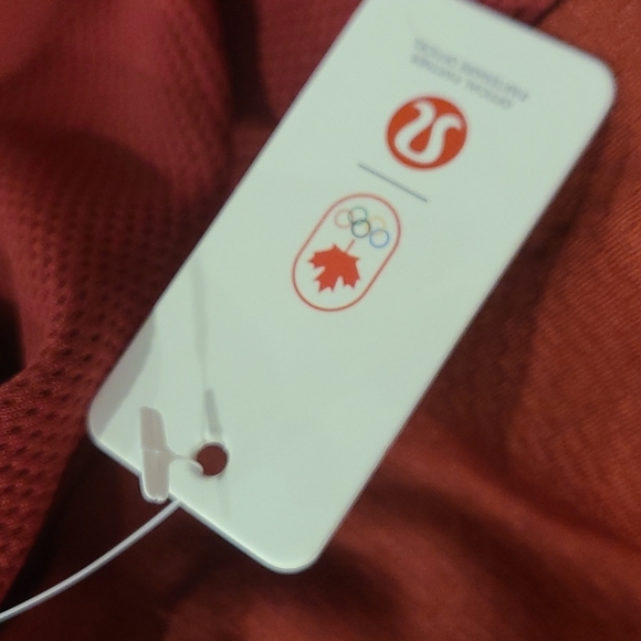RARE Lululemon Team CANADA Olympic Textured Tech Hoodie - Picture 8 of 15